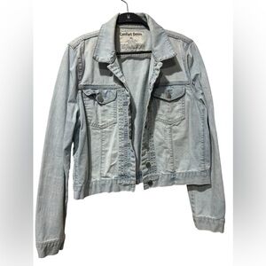 Jean Jacket 
Size:X-Large